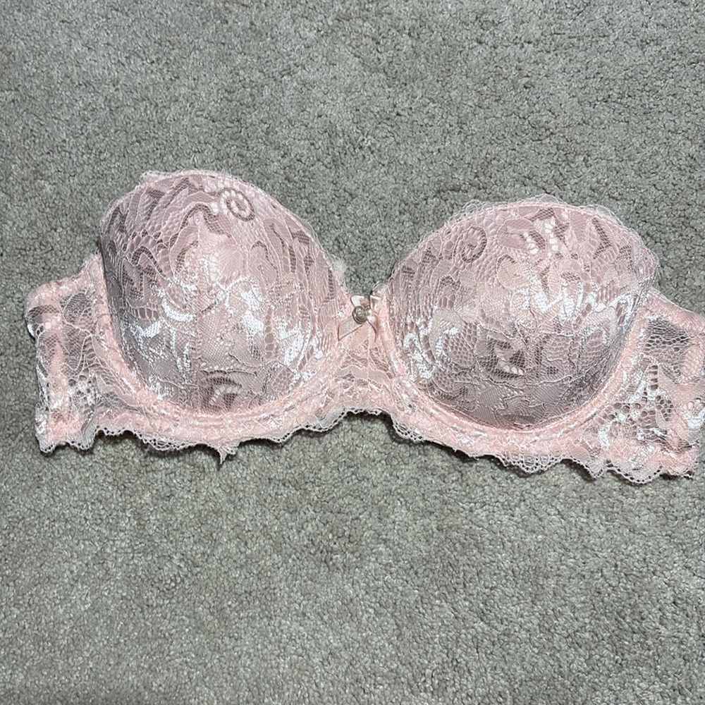 Marilyn Monroe Pink Lace Bra Intimates 36C push up strapless convertible strap